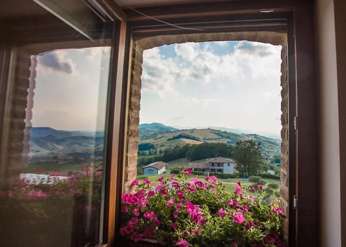 Ca' Del Passero فندق مبيت وإفطار Vigoleno