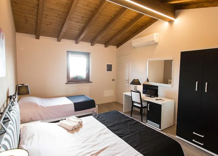 فندق مبيت وإفطار Ca' Del Passero 3*